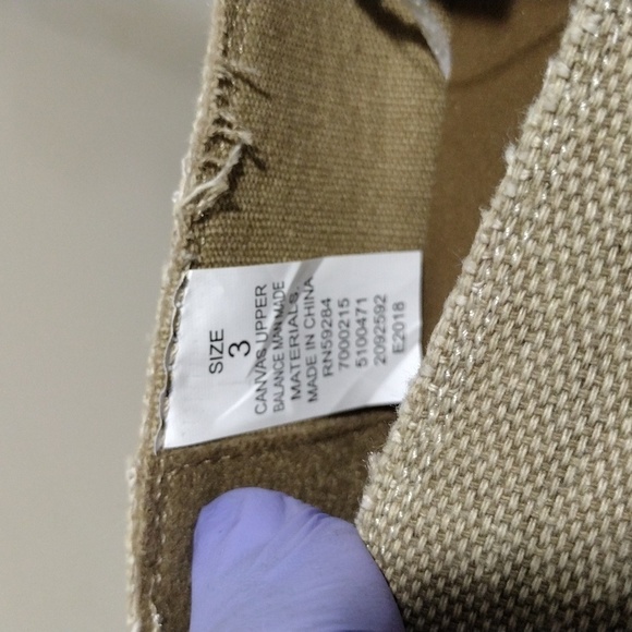 The Children's place Youth Boy - Size 3 Slip-on Shoes Tan & Brown, With Velcro - Picture 7 of 8